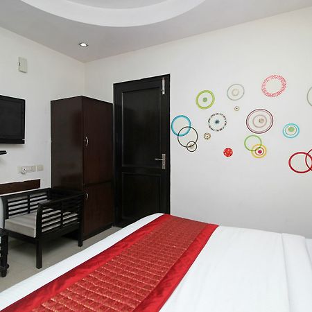 Oyo 9030 Hotel Delhi Airport Plaza New Delhi Eksteriør bilde