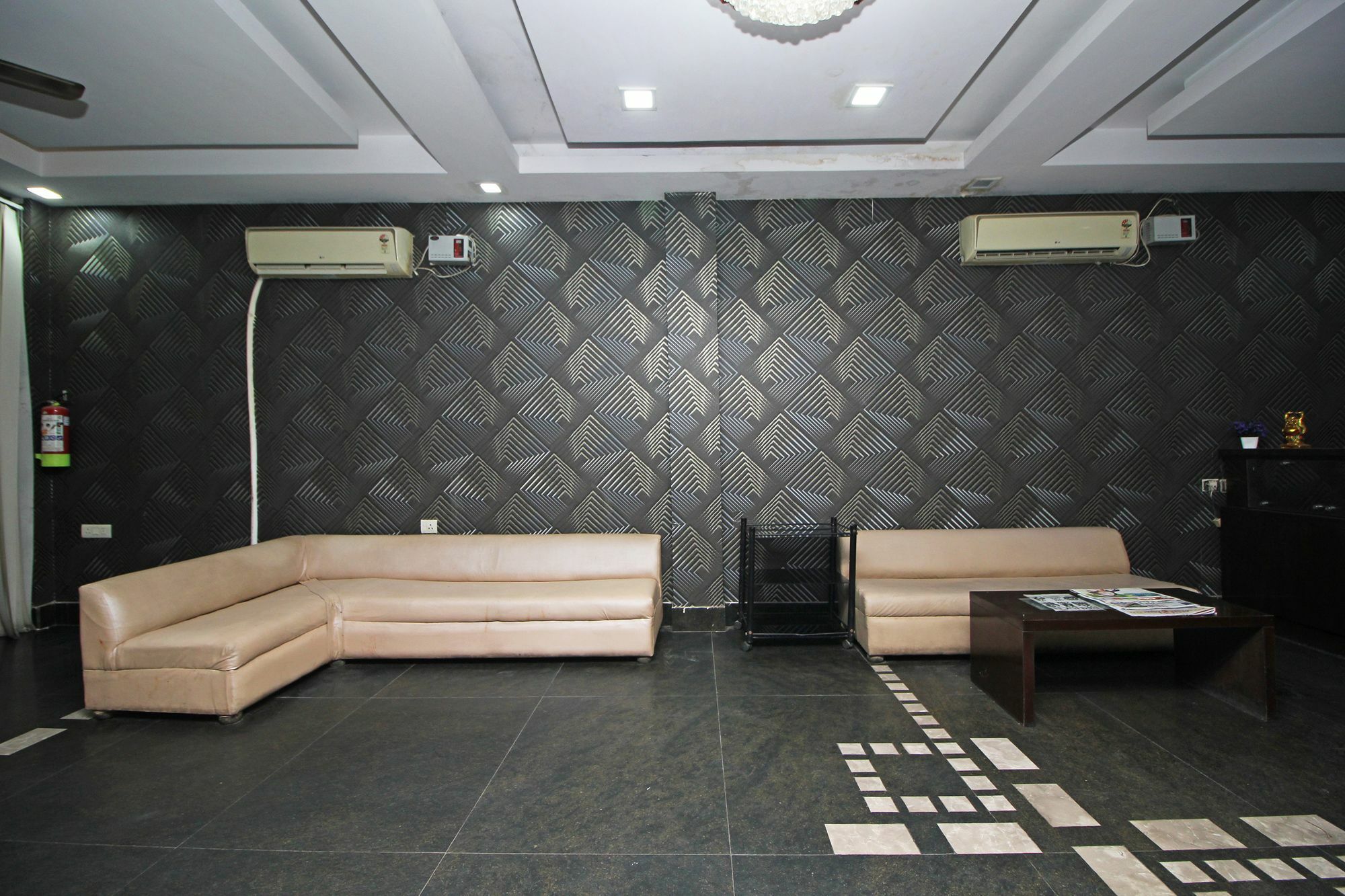 Oyo 9030 Hotel Delhi Airport Plaza New Delhi Eksteriør bilde